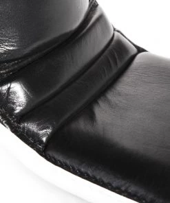 PROTECTION Revgear Superlite MMA Shin Guards - Black 13 PROTECTION Revgear Superlite MMA Shin Guards - Black