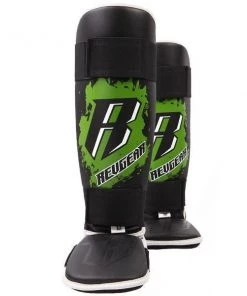 PROTECTION Revgear Kids Deluxe Shin Guards - Green
