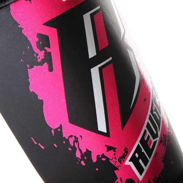 PROTECTION Revgear Kids Deluxe Shin Guards - Pink 4 PROTECTION Revgear Kids Deluxe Shin Guards - Pink