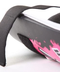 PROTECTION Revgear Kids Deluxe Shin Guards - Pink 13 PROTECTION Revgear Kids Deluxe Shin Guards - Pink