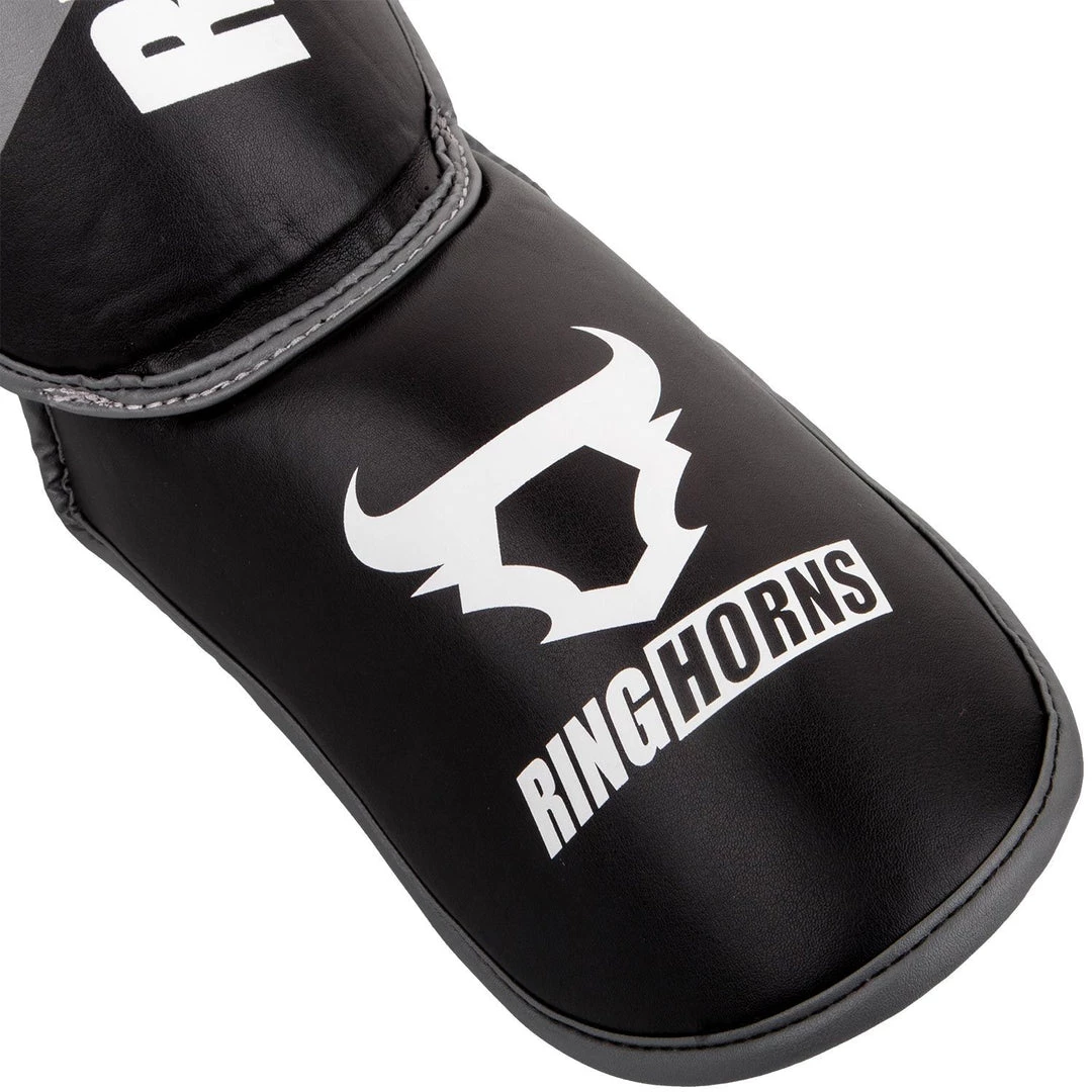 PROTECTION Venum Ringhorns Charger Shin Guards Instep 8 PROTECTION Venum Ringhorns Charger Shin Guards Instep