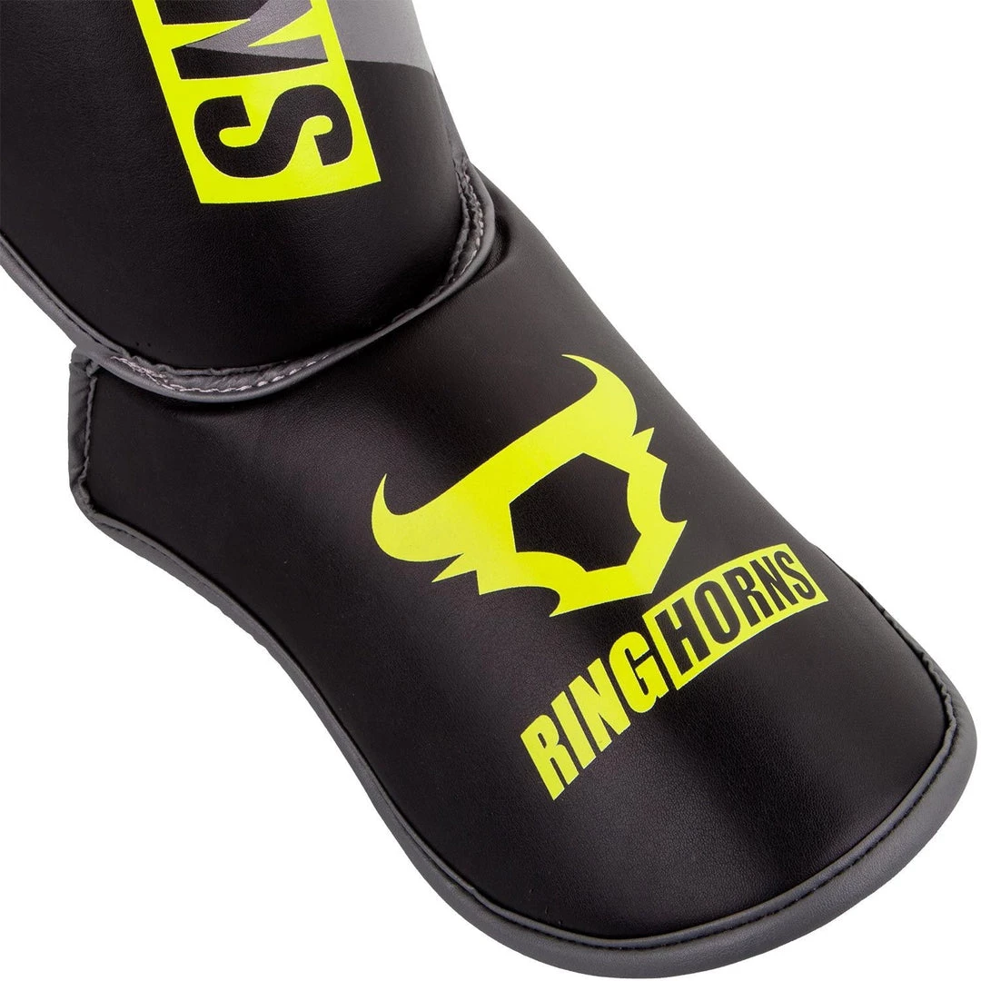 PROTECTION Venum Ringhorns Charger Shin Guards Instep 4 PROTECTION Venum Ringhorns Charger Shin Guards Instep